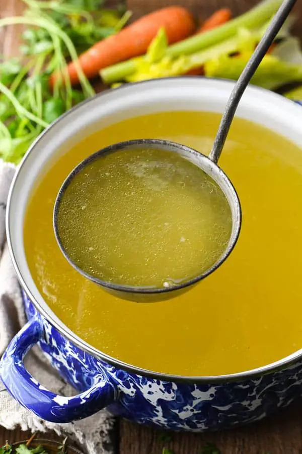 How-to-Make-Chicken-Broth-Vertical-1.jpg